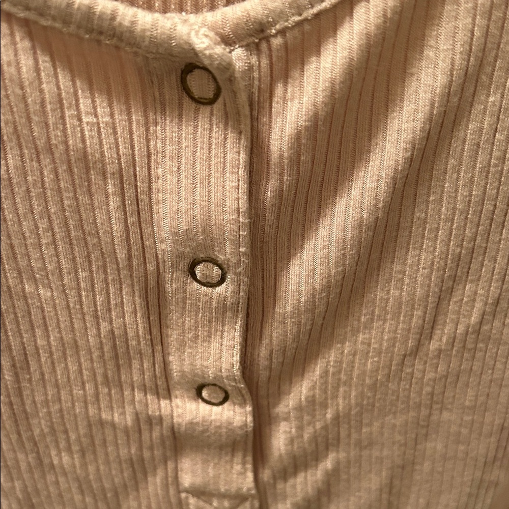 Ripe Ribbed Maternity Top - Picture 3 of 4